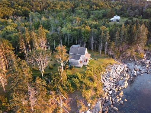 41 Neu Town Lane, Halfway Cove, NS 