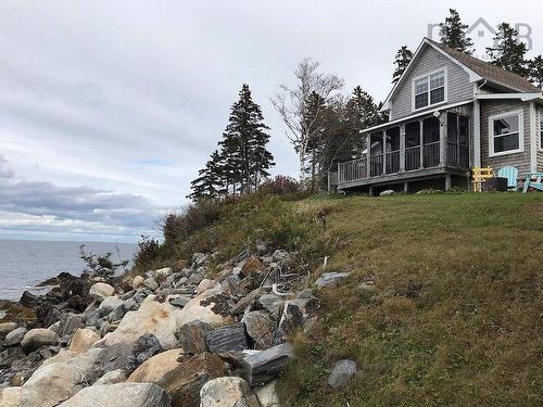 41 Neu Town Lane, Halfway Cove, NS 