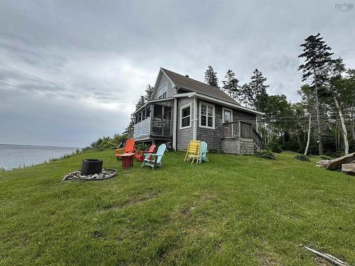 41 Neu Town Lane, Halfway Cove, NS 