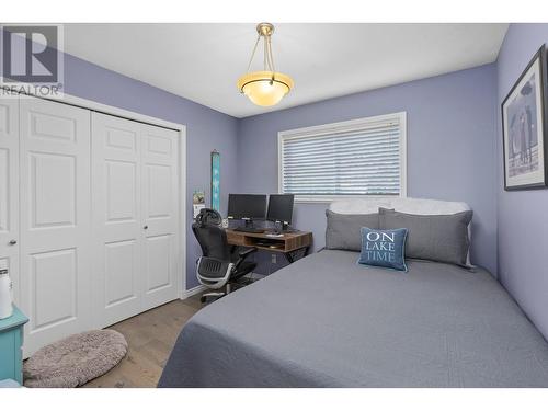 391 Klassen Road, Kelowna, BC - Indoor Photo Showing Bedroom