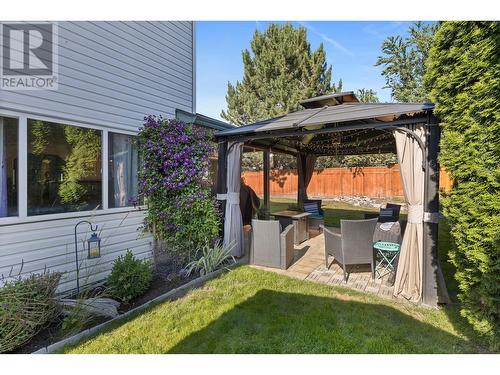 391 Klassen Road, Kelowna, BC - Outdoor With Deck Patio Veranda