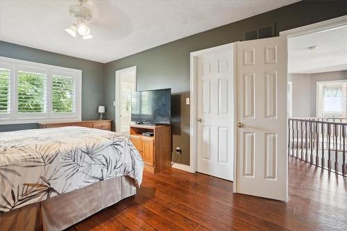 126 Gurnett Drive, Hamilton, ON - Indoor Photo Showing Bedroom