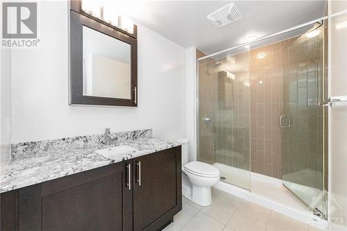 195 Besserer Street Unit#1403, Ottawa, ON - Indoor Photo Showing Bathroom