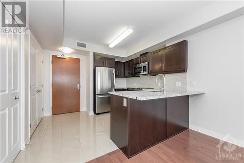 195 Besserer Street Unit#1403, Ottawa, ON - Indoor Photo Showing Kitchen