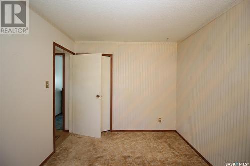 496 3Rd Avenue E, Shaunavon, SK - Indoor Photo Showing Other Room