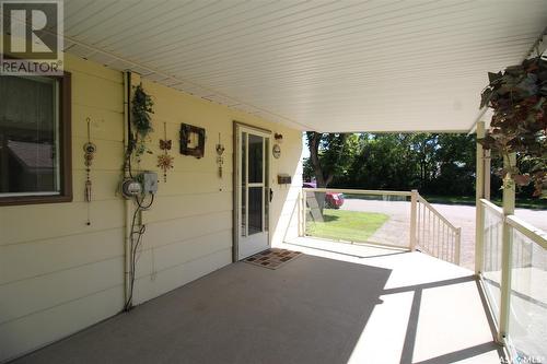 496 3Rd Avenue E, Shaunavon, SK - Outdoor With Deck Patio Veranda With Exterior