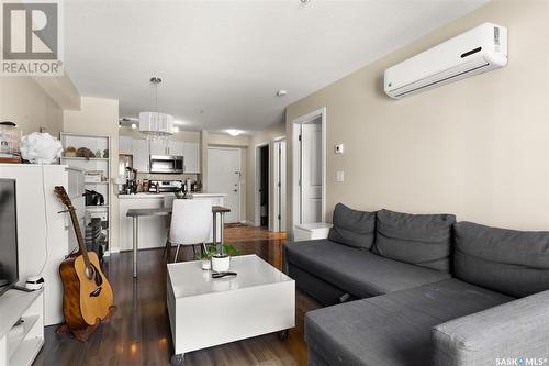 1205 5500 Mitchinson Way, Regina, SK - Indoor Photo Showing Living Room