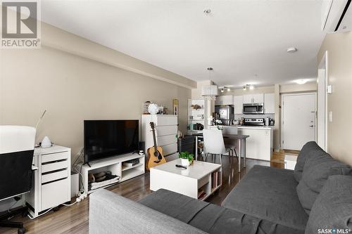 1205 5500 Mitchinson Way, Regina, SK - Indoor Photo Showing Living Room