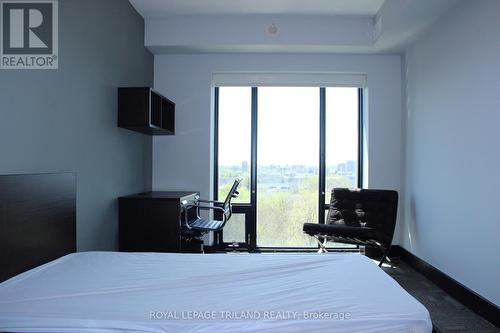 515 - 1235 Richmond Street, London, ON - Indoor Photo Showing Bedroom