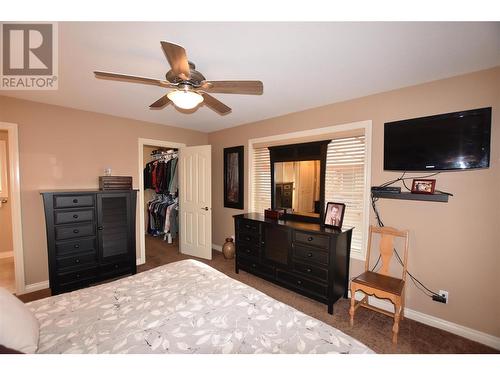 519 Loon Avenue, Vernon, BC - Indoor Photo Showing Bedroom