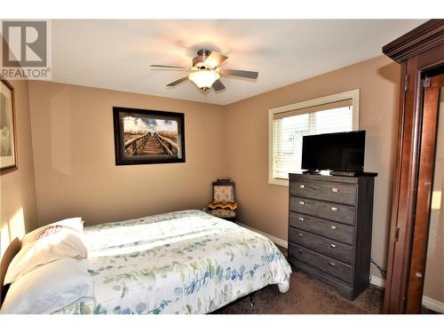 519 Loon Avenue, Vernon, BC - Indoor Photo Showing Bedroom