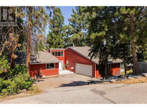 2172 Michelle Crescent, West Kelowna, BC - Outdoor