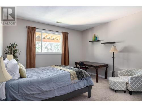 2172 Michelle Crescent, West Kelowna, BC - Indoor Photo Showing Bedroom