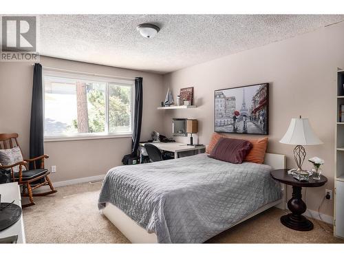 2172 Michelle Crescent, West Kelowna, BC - Indoor Photo Showing Bedroom