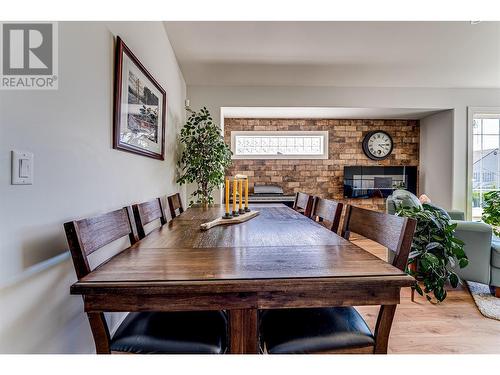 5800 Canary Drive, Vernon, BC - Indoor Photo Showing Dining Room
