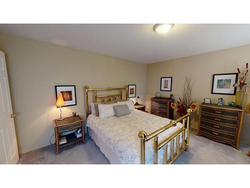 102 Forest Crowne Close, Kimberley, BC - Indoor Photo Showing Bedroom