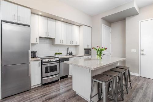 457 Plains Road E|Unit #104, Burlington, ON - Indoor Photo Showing Kitchen With Stainless Steel Kitchen With Upgraded Kitchen