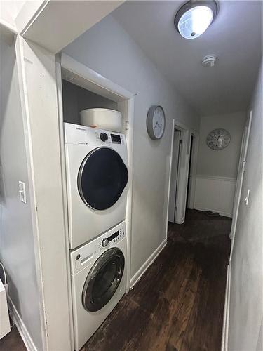 Upper laundry - 730 Queensdale Avenue E, Hamilton, ON - Indoor Photo Showing Laundry Room