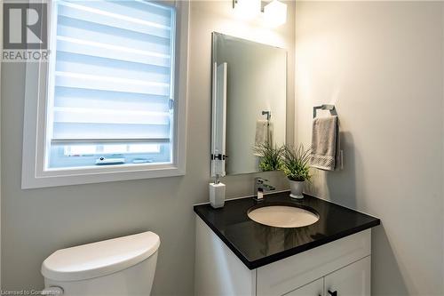 Main Floor powder room - 955 Stonecliffe Walk, Kitchener, ON - Indoor Photo Showing Bathroom