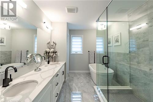 Primary Ensuite - 955 Stonecliffe Walk, Kitchener, ON - Indoor Photo Showing Bathroom