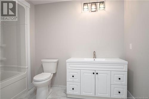 10 Rockingstone Drive, Saint John, NB - Indoor Photo Showing Bathroom