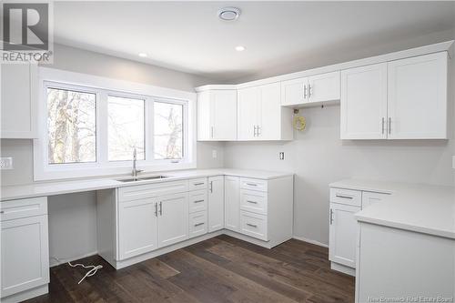 10 Rockingstone Drive, Saint John, NB - Indoor Photo Showing Kitchen