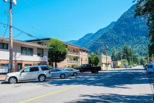 769 4Th Avenue, Hope, BC - Outdoor