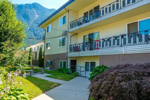 769 4Th Avenue, Hope, BC - Outdoor