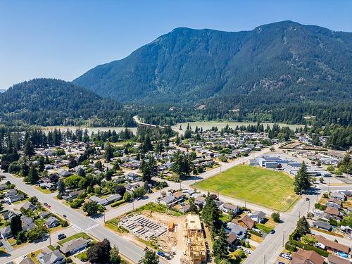 769 4Th Avenue, Hope, BC - Outdoor With View