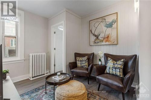 591 Oconnor Street, Ottawa, ON - Indoor Photo Showing Living Room