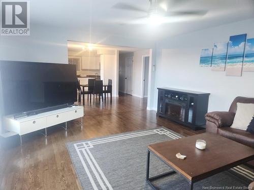 18 Martin Road, Sainte-Anne-De-Madawaska, NB - Indoor Photo Showing Living Room