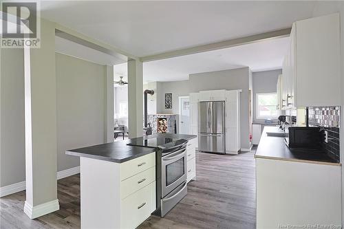 8 Mott Road, Waterborough, NB - Indoor Photo Showing Kitchen