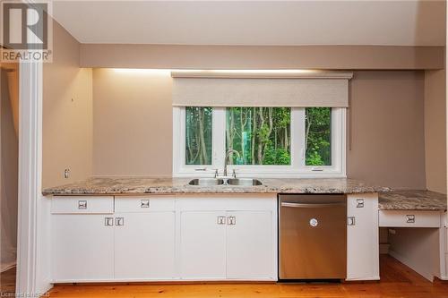 672 Vimy Street, North Bay, ON - Indoor Photo Showing Kitchen With Double Sink