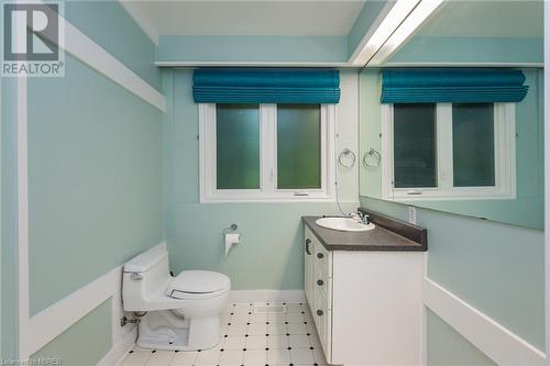 672 Vimy Street, North Bay, ON - Indoor Photo Showing Bathroom