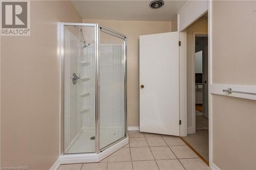 672 Vimy Street, North Bay, ON - Indoor Photo Showing Bathroom