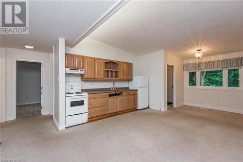 672 Vimy Street, North Bay, ON - Indoor Photo Showing Kitchen