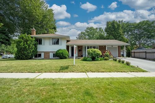 403 Tuck Drive, Burlington, ON - Outdoor With Facade