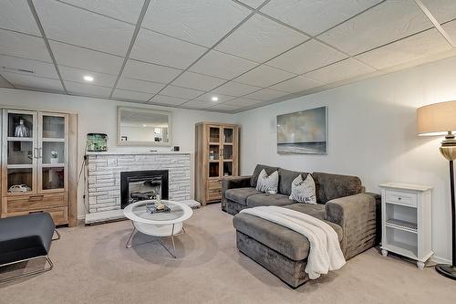 403 Tuck Drive, Burlington, ON - Indoor Photo Showing Living Room With Fireplace