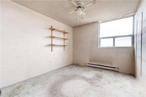 700 Dynes Road|Unit #1214, Burlington, ON - Indoor Photo Showing Other Room