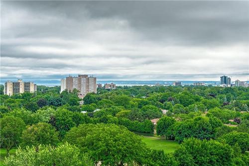 700 Dynes Road|Unit #1214, Burlington, ON - Outdoor With View