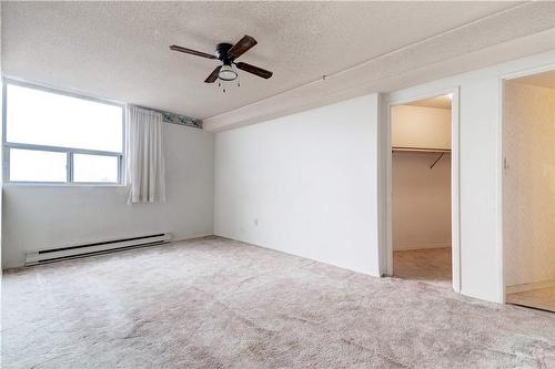 700 Dynes Road|Unit #1214, Burlington, ON - Indoor Photo Showing Other Room