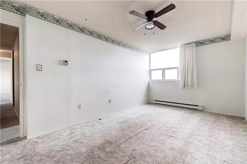 700 Dynes Road|Unit #1214, Burlington, ON - Indoor Photo Showing Other Room