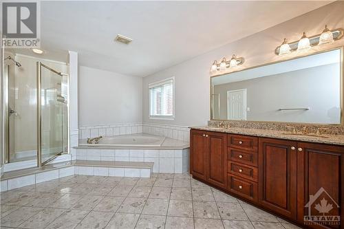 Ensuite - 38 Knudson Drive, Ottawa, ON - Indoor Photo Showing Bathroom