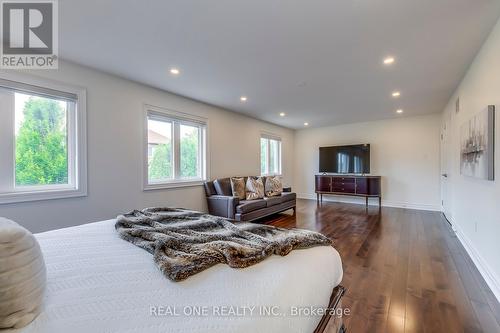 2316 Delnice Drive, Oakville, ON - Indoor