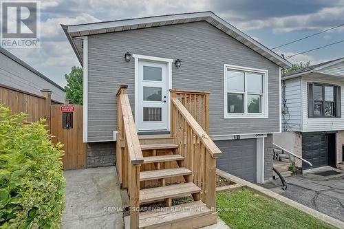 7 Garside Avenue S, Hamilton, ON - Outdoor