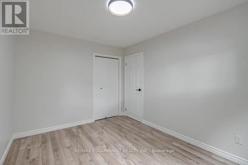 7 Garside Avenue S, Hamilton, ON - Indoor Photo Showing Other Room