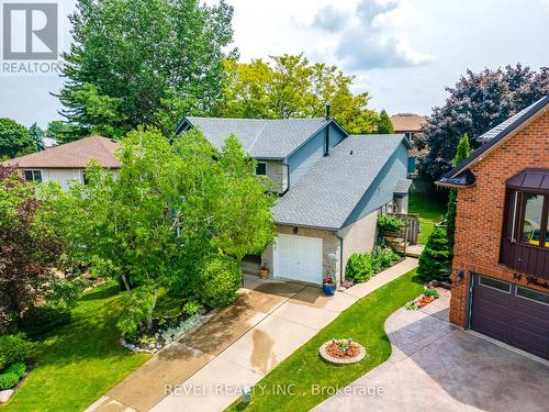 10 Montebello Court, Hamilton, ON - Outdoor