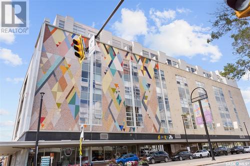 207 120 23Rd Street E, Saskatoon, SK - Outdoor With Facade