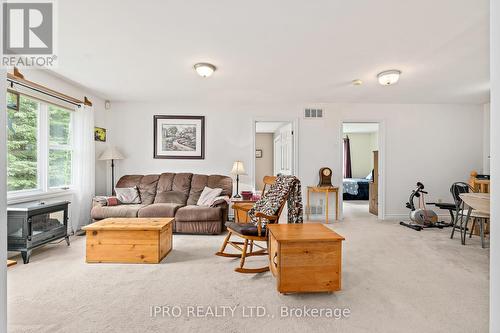 307254 Hockley Road, Mono, ON - Indoor Photo Showing Living Room