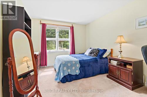 307254 Hockley Road, Mono, ON - Indoor Photo Showing Bedroom